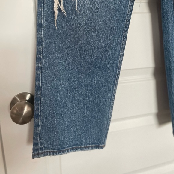 Abercrombie & Fitch 90s Straight Mid Rise Jeans, Distressed, Size 30/10R - Picture 6 of 6